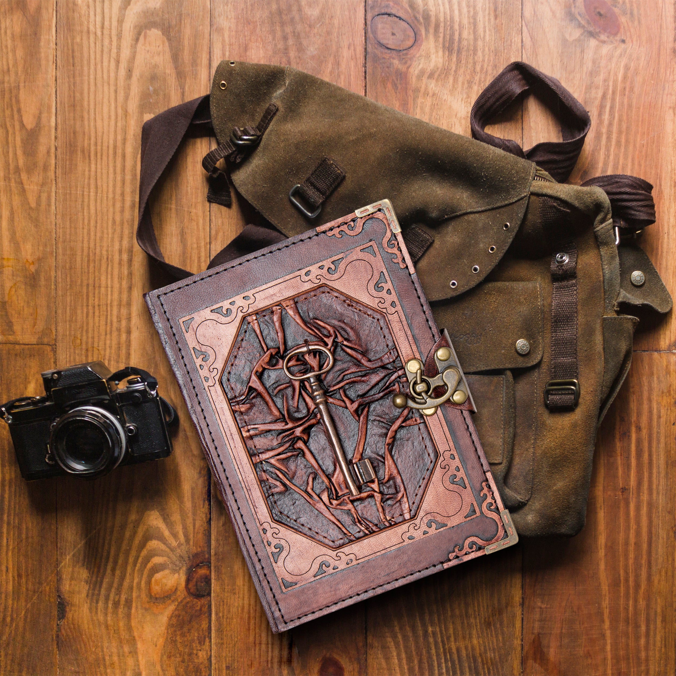 Refillable handmade vintage look Leather Heartkey Journal Notebook Diary Sketch Book /Heartkey Journal/Christmas Birthday Unisex Gift / gift for any age